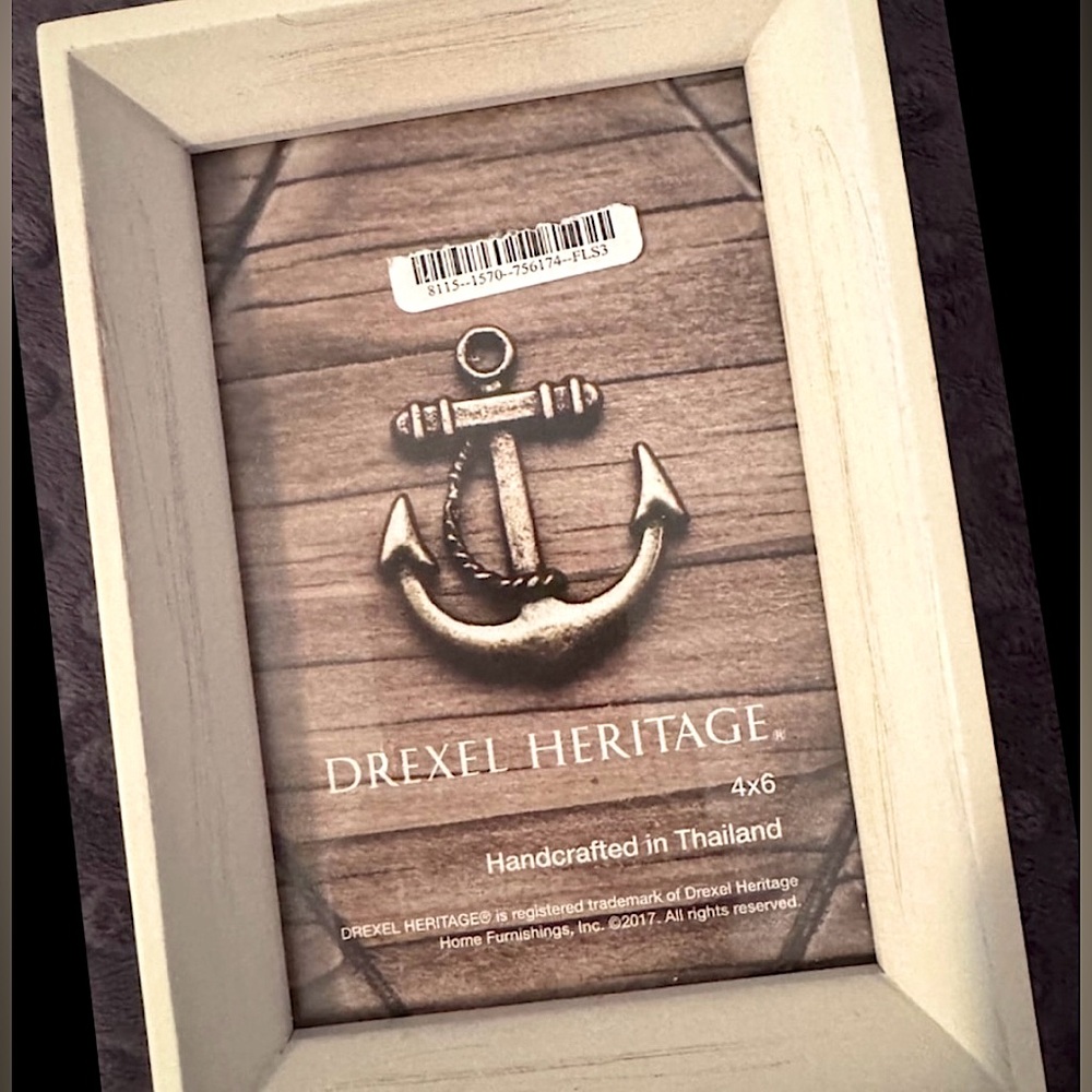 NEW Heritage Rustic Brushed Wooden 4 x 6 Bone/Ivory Coastal Picture Frame